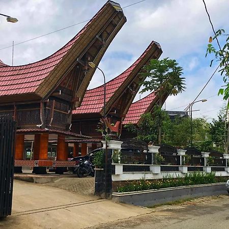 Hotel Manggasa Makale Exterior photo